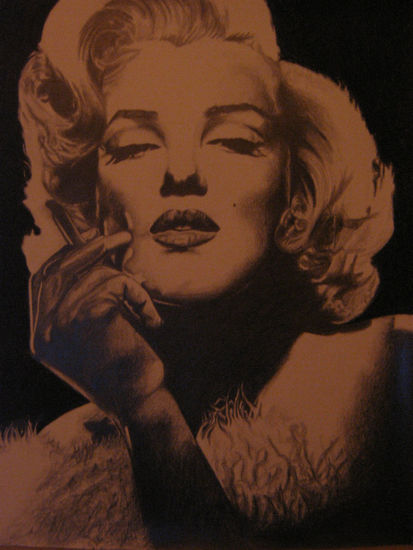 marilyn Pencil