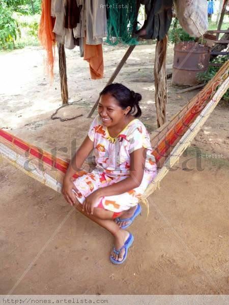 Mujer guajira en hamaca