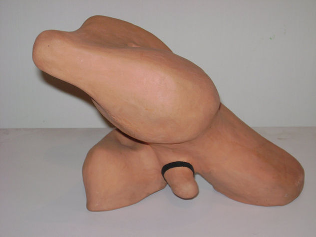 CUANDO EL CUERPO PIERDE SU FORMA Terracotta Figurative