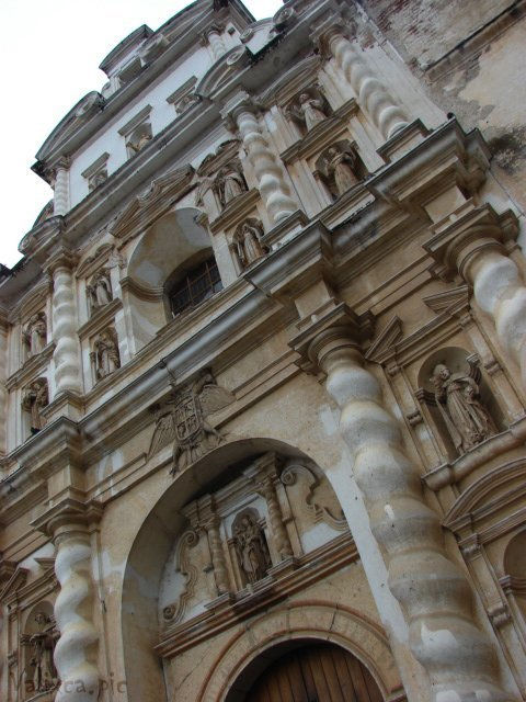COLONIAL