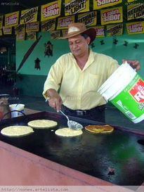 Si no es arepa es...