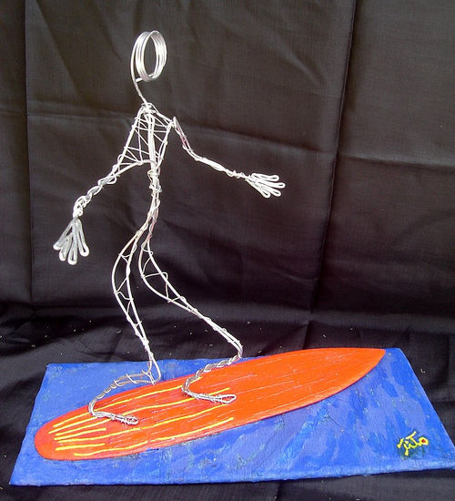 Surfista Metal Figurative