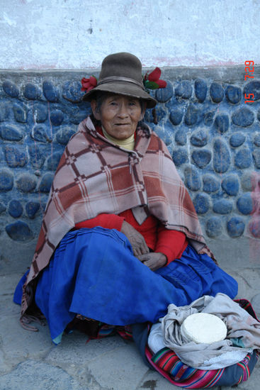 MUJER  siempre trabajando 