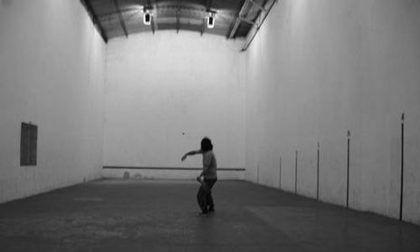 contra el fronton
