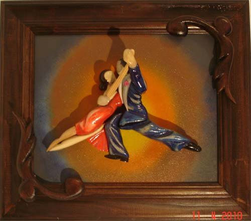 TANGO FANTASIA Madera Figurativa