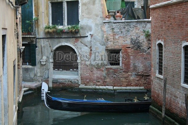 Venecia Architecture and Interiorism Black and White (Digital)