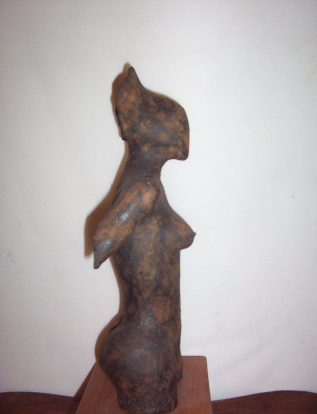 mujer con cresta