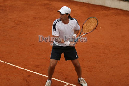 Tenis