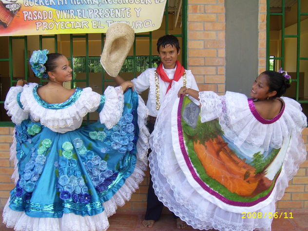Traje Típico Sanjuanero parte posterior