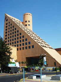 Edificio Triangular