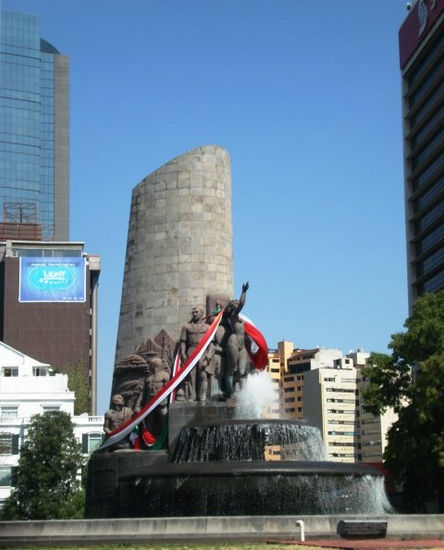 Monumento a la expropiación petrolera Otras temáticas Color (Digital)