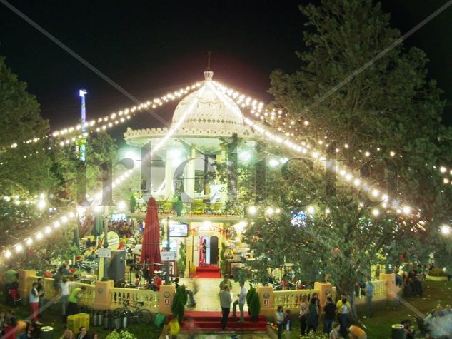 Templete. Feria 2008. Albacete. España. Viajes Color (Digital)