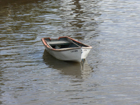 Un bote en Colonia