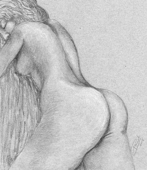 Desnudo 5 Graphite