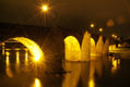 Puente de noche