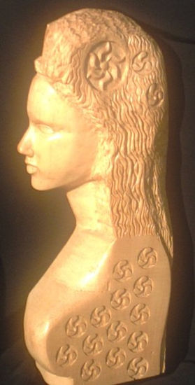 Dama Celta Madera Figurativa