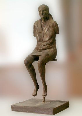 Mujer sentada Bronce Figurativa