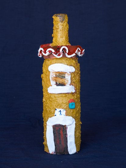 Botella casita