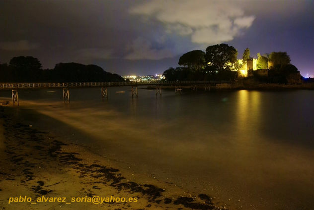 NOCTURNO DEL CASTILLO DE SANTA CRUZ 2