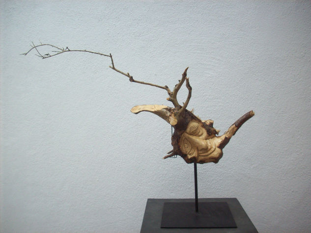 Volando voy... Wood Figurative