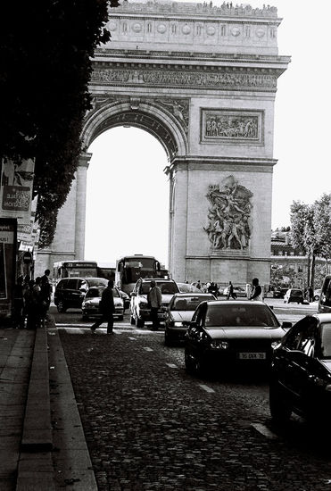 serie cèst la vie en paris 3 