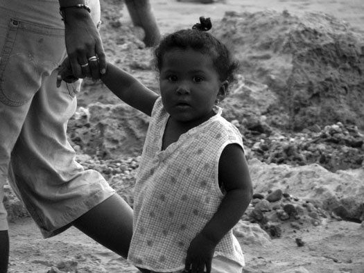 Por la playa Portrait Black and White (Digital)