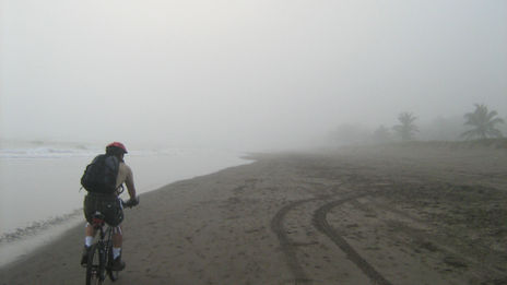 Por la playa