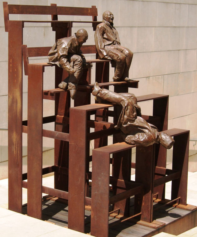 Escultura de Juan Muñoz en Bilbao 2