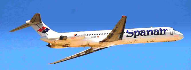 Aviones Comerciales Tambien son los mejores por que atras siempre al cielo
