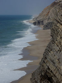 "playa desierta en...