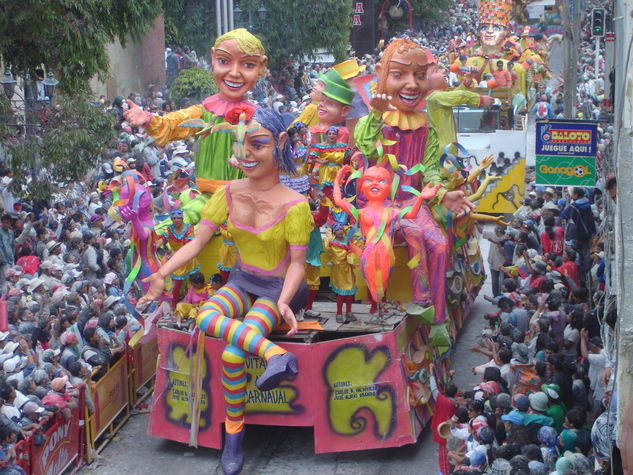 "Invitando Al Carnaval" Photojournalism and Documentary Color (Digital)