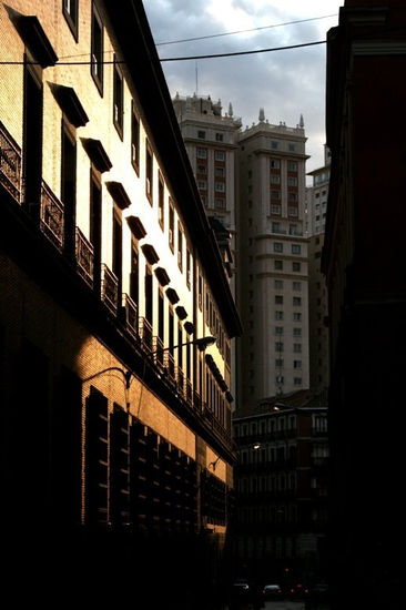 Calle de Madrid, al fondo Edificio de España Architecture and Interiorism Color (Digital)