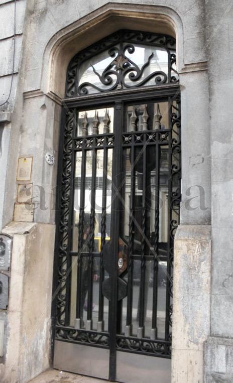 Puerta Espejo