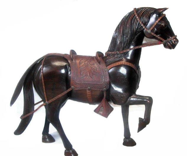 Caballo de Paso Madera Figurativa