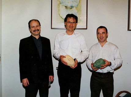 Recogiendo un premio