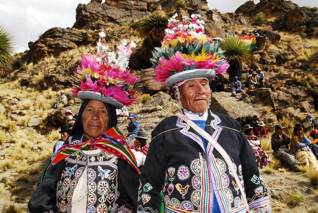 Santiago de Lllagua Fotoperiodismo y documental Color (Digital)