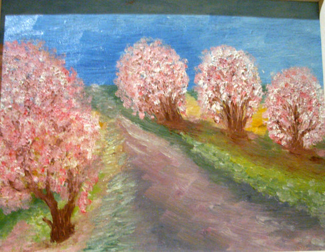 Sendero entre almendros