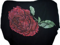 Chal con rosa roja