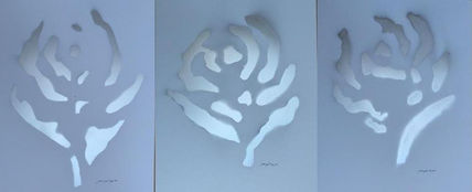 Tres rosas de plata
