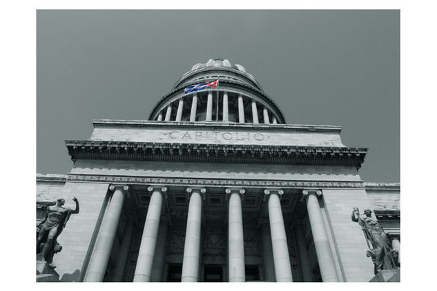 Capitolio Arquitectura e interiorismo Blanco y Negro (Digital)