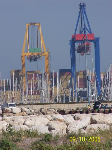 los gigantes del puerto 
