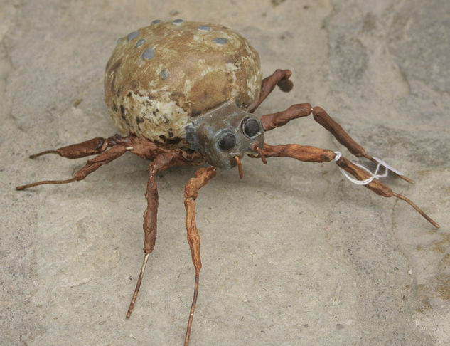 araña Cerámica Figurativa