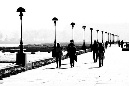 Paseo con farolas