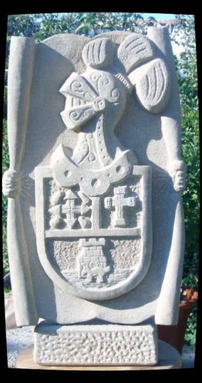 Escudo heraldico.. Stone Figurative