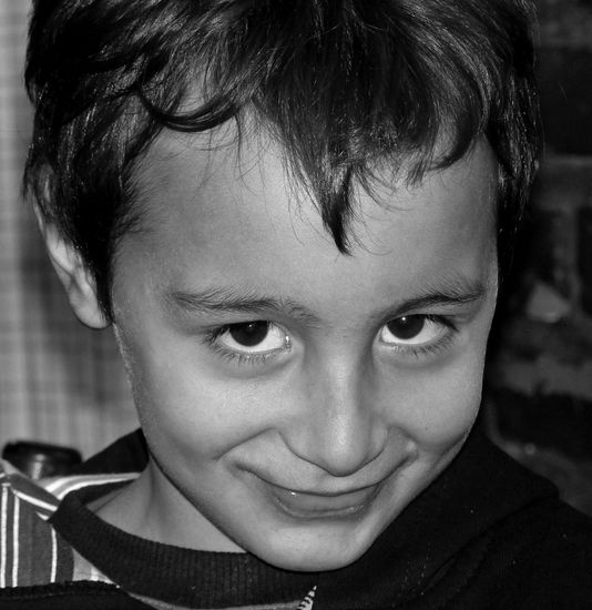 Mirada Pícara Portrait Color (Digital)