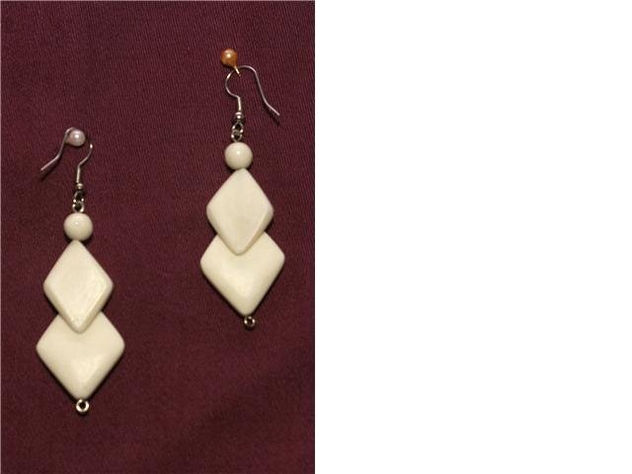 aretes en forma de rombitos