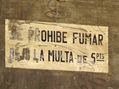 PROHIBIDO FUMAR BAJO MULTA DE 5 PESETAS
