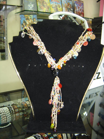 Collar tejido a...