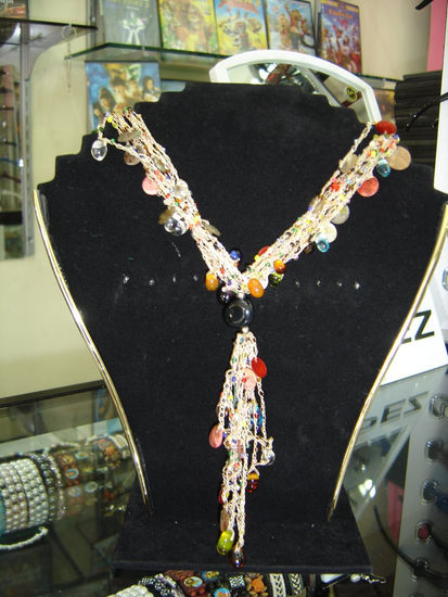 Collar tejido a crochet color Beige 