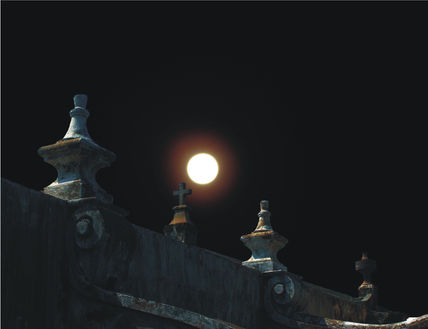 Cruz con Luna